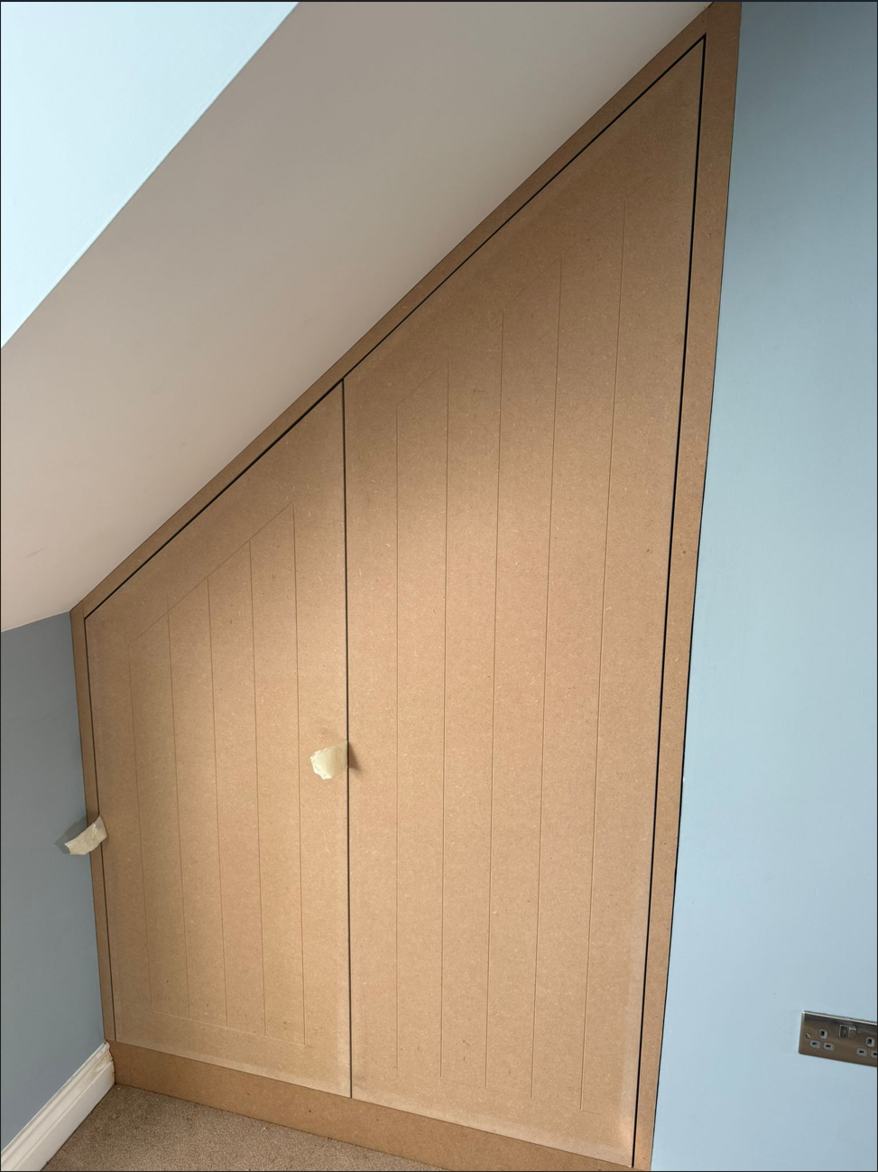 Bespoke Fitted Wardrobes, Grayshot